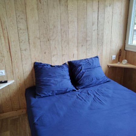 Chambre 2 A 4 Pers Gite Du Gardoir Boresse-et-Martron Bagian luar foto