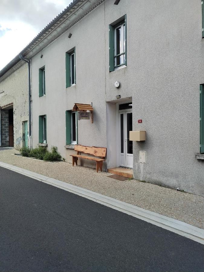 Chambre 2 A 4 Pers Gite Du Gardoir Boresse-et-Martron Bagian luar foto